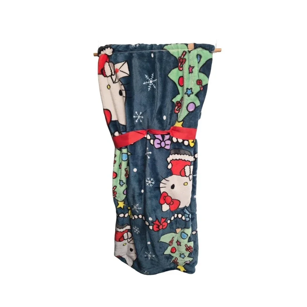 Hello Kitty Christmas Tree Plush Green Throw Blanket  60x70 Viral Blanket New